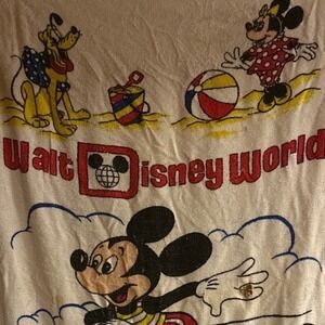 Vintage Walt Disney World Beach Towel Mickey Mouse Surfing Minnie Pluto Goofy
